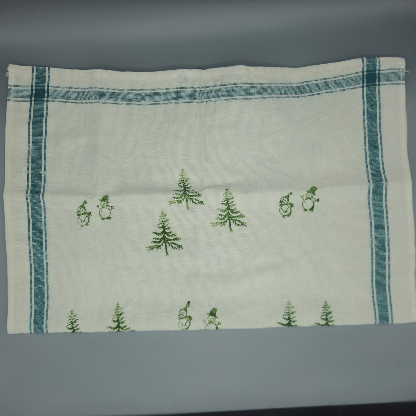 Geschirrtuch Wald mit Schneemännern